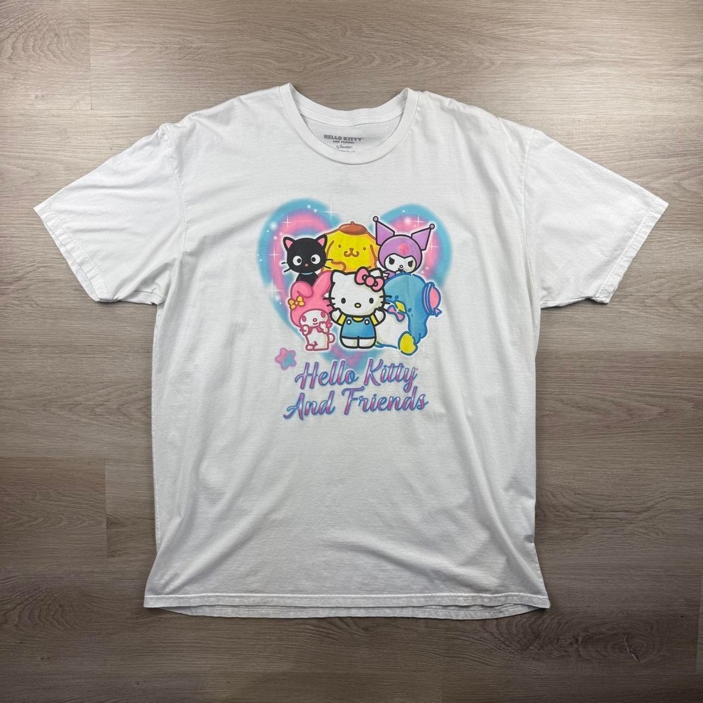 Sanrio Hello Kitty and Friends Heart Airbrush Graphic T-Shirt 3XL